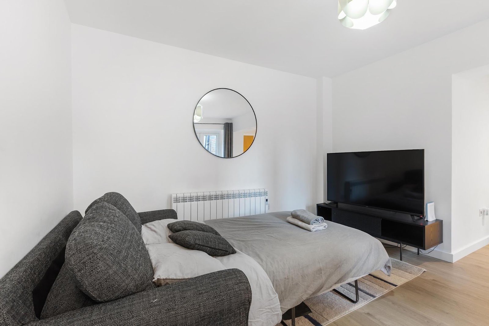 221 Clapham Road, Stockwell, SW9