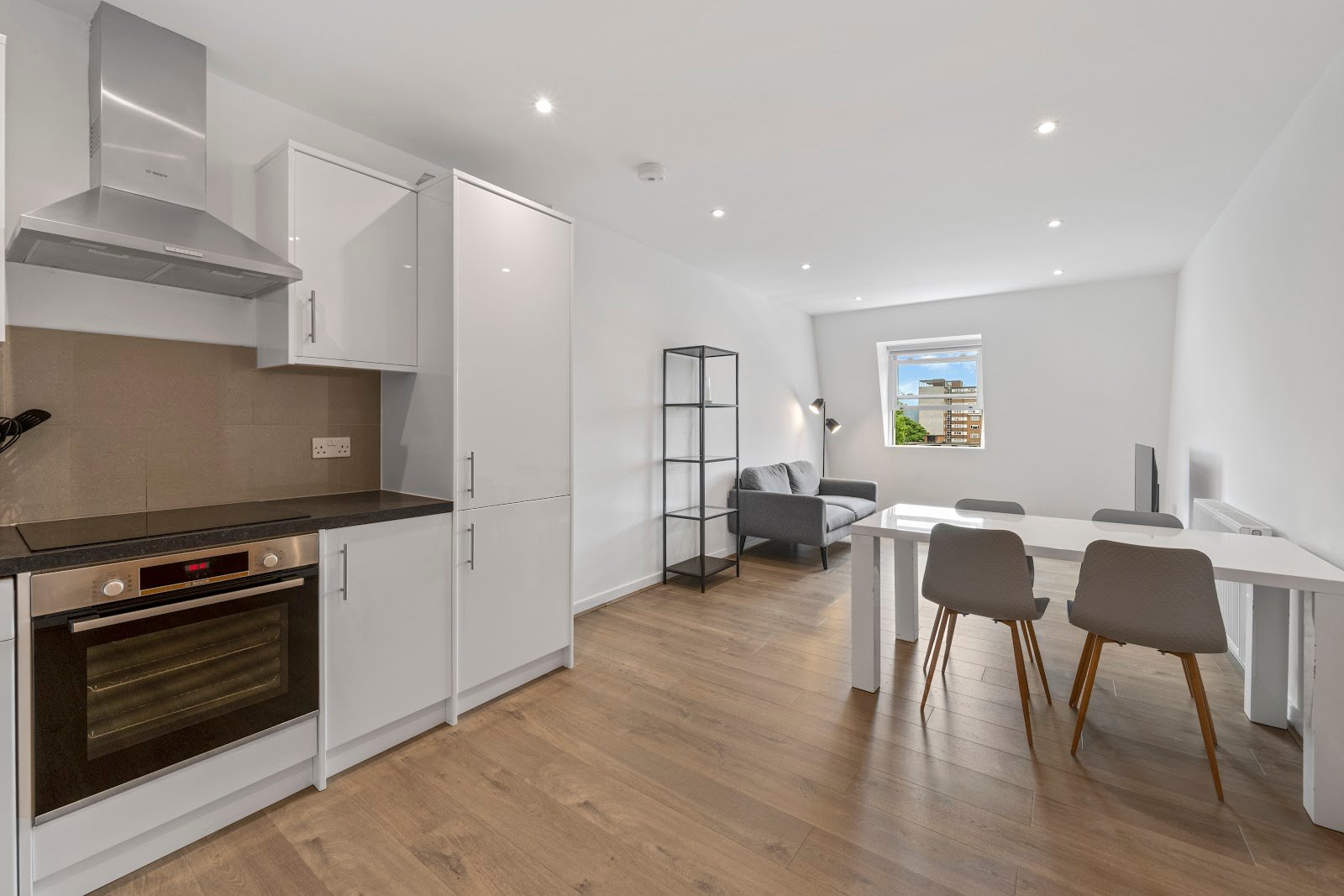 223 Clapham Road, Stockwell, SW9