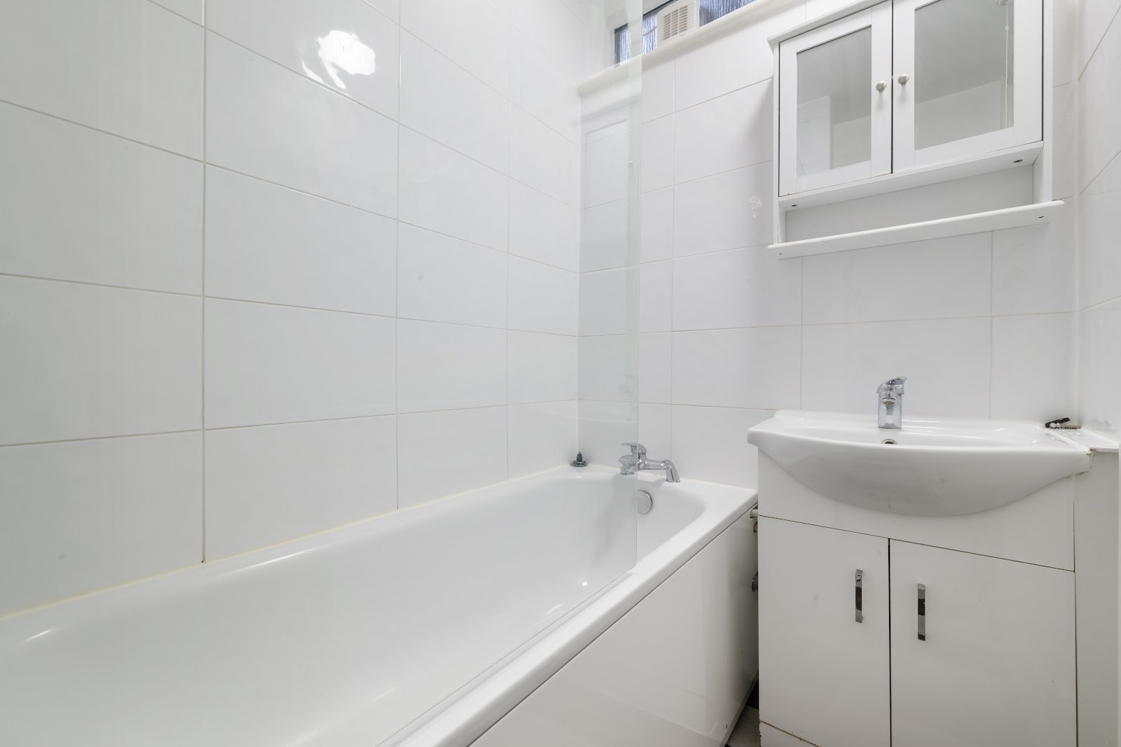 Dovet Court, South Lambeth, SW8