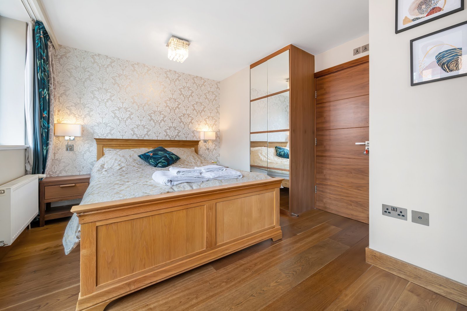 Chesterton Square, Kensington, W8