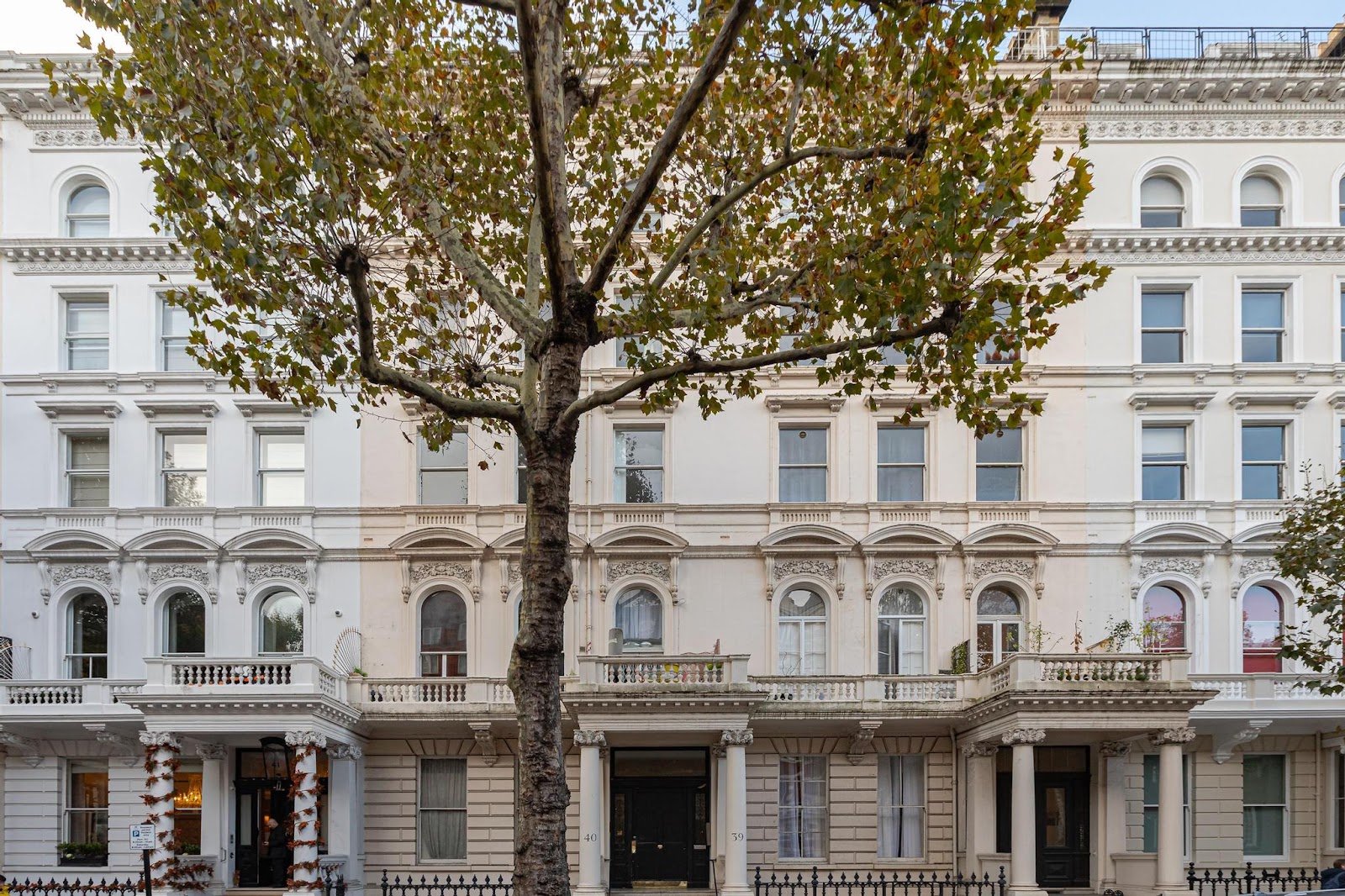 Queen’s Gate, South Kensington, SW7