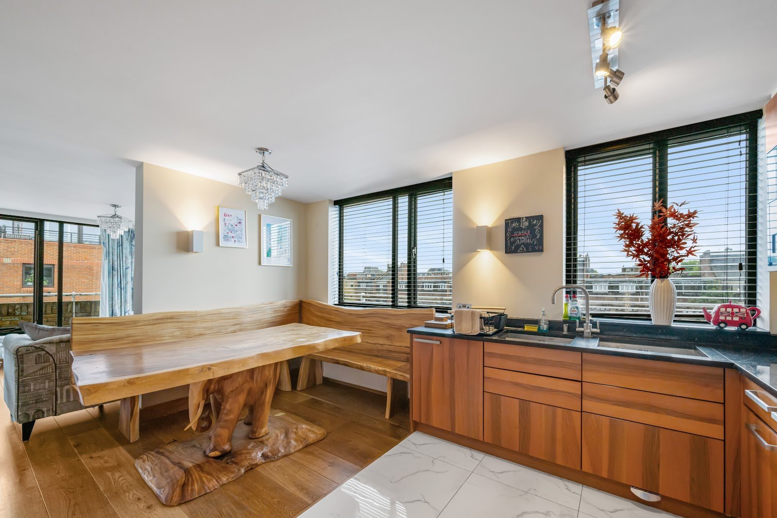 Chesterton Square, Kensington, W8