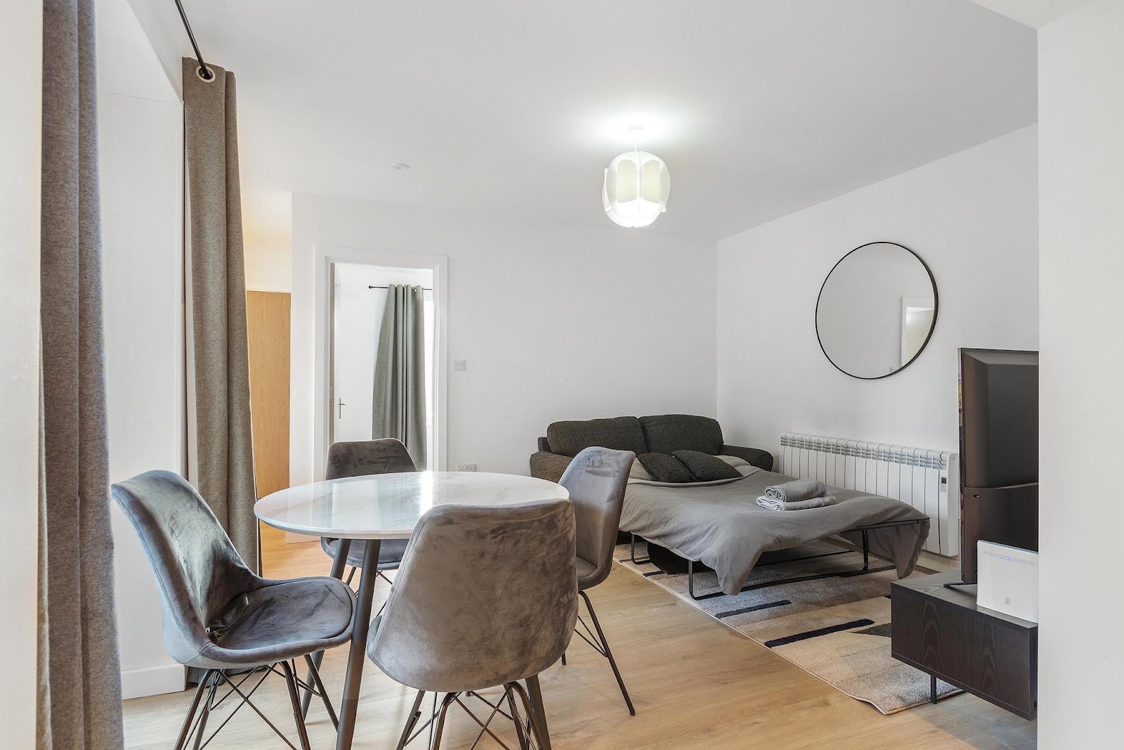 221 Clapham Road, Stockwell, SW9