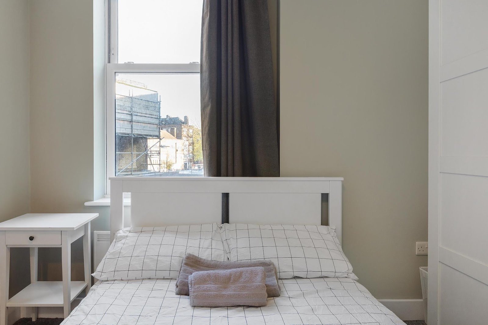 221 Clapham Road, Stockwell, SW9
