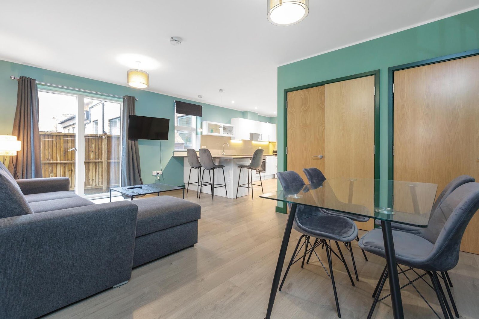 223 Clapham Road, Stockwell, SW9