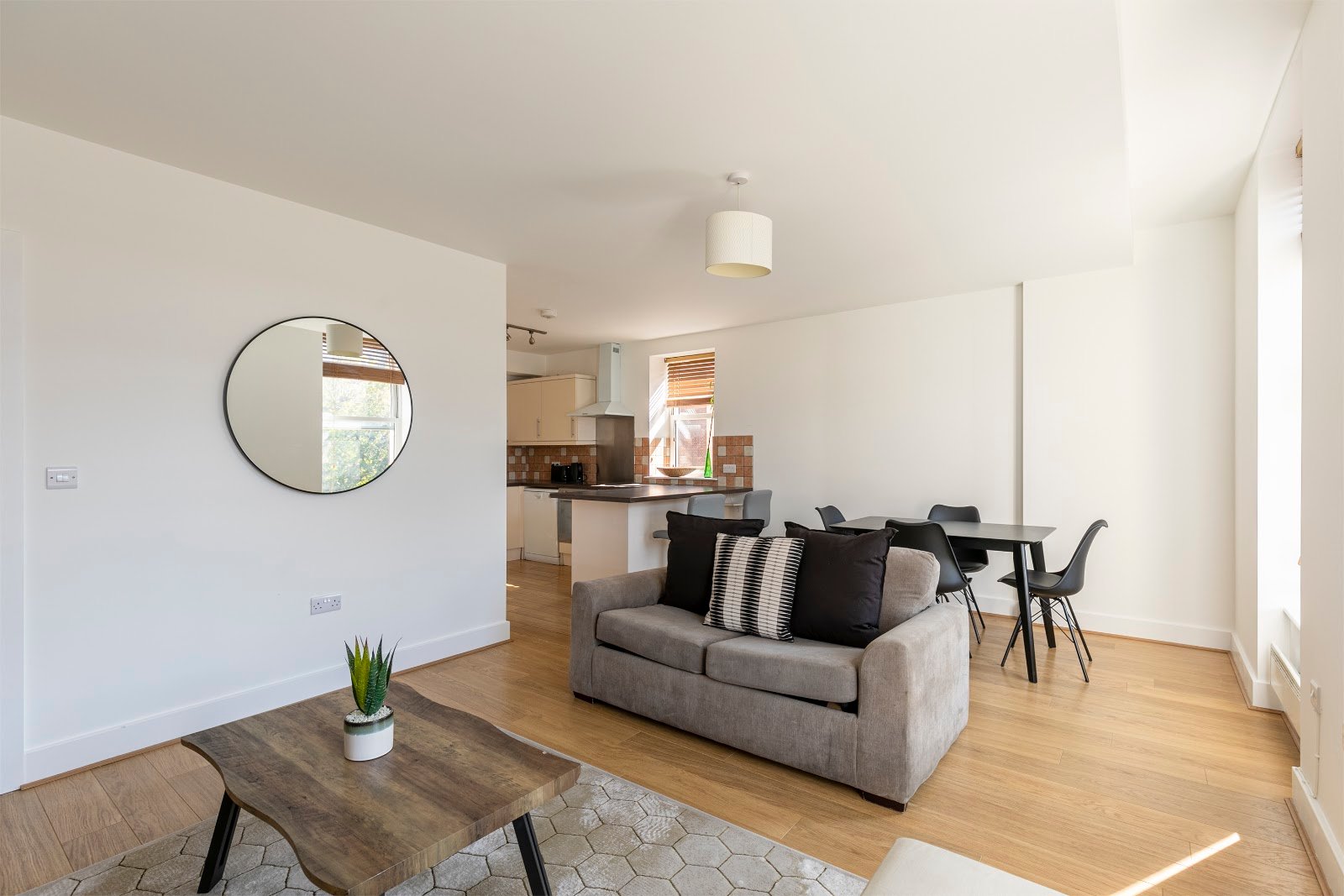 221 Clapham Road, Stockwell, SW9