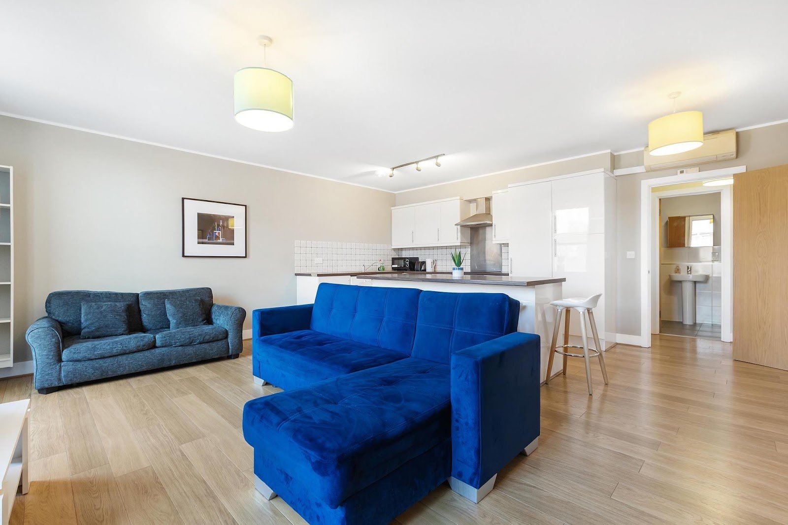221 Clapham Road, Stockwell, SW9