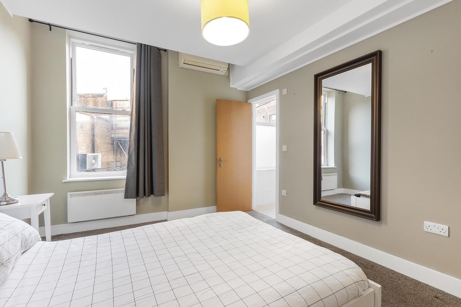 221 Clapham Road, Stockwell, SW9