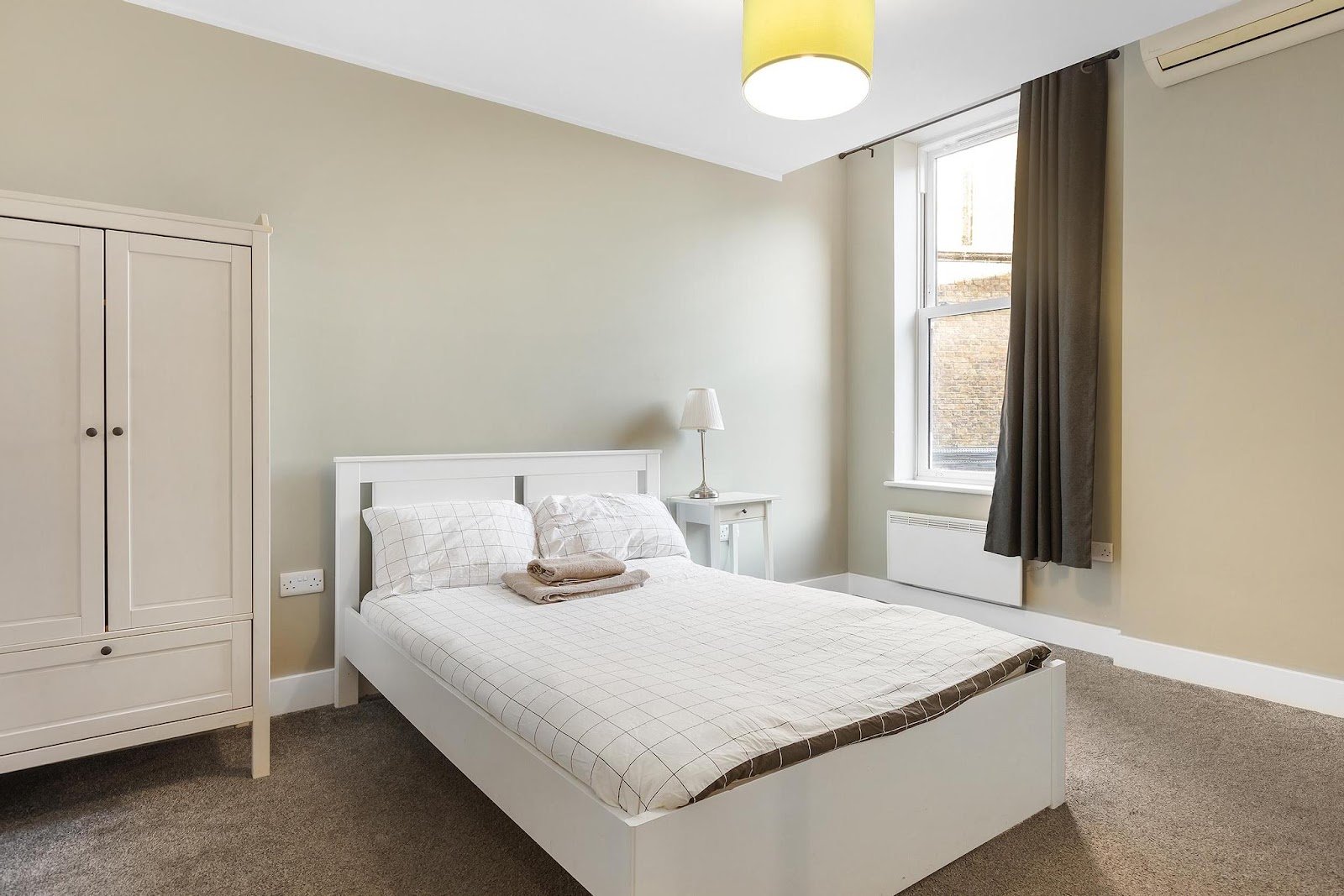 221 Clapham Road, Stockwell, SW9