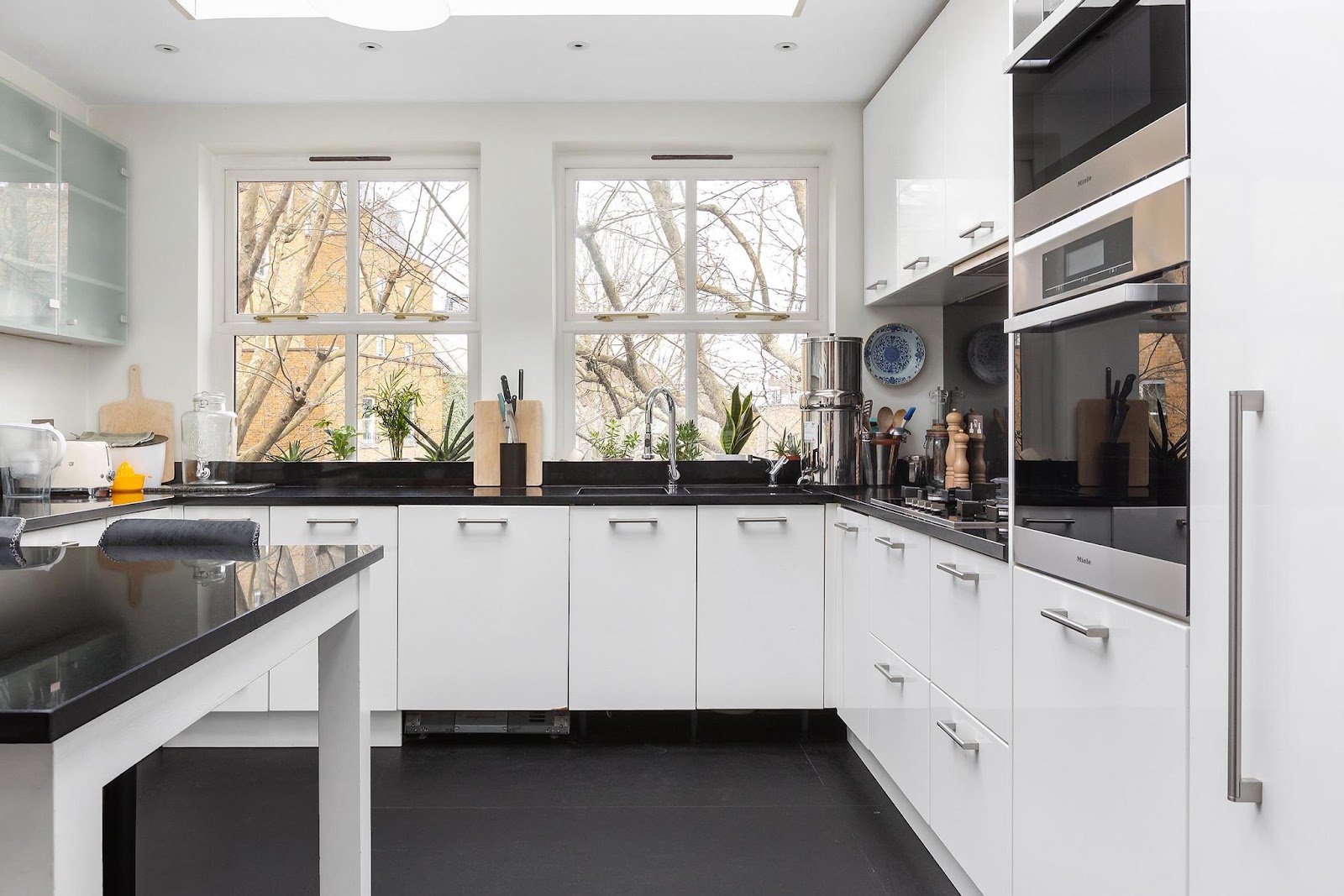 Ashburn Place, South Kensington, SW7