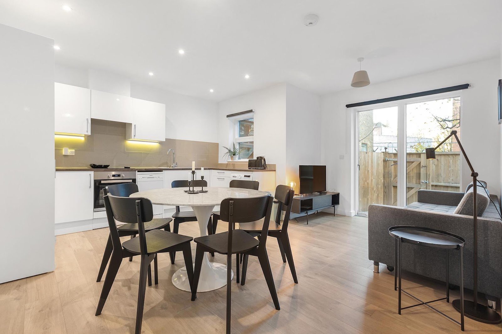 223 Clapham Road, Stockwell, SW9