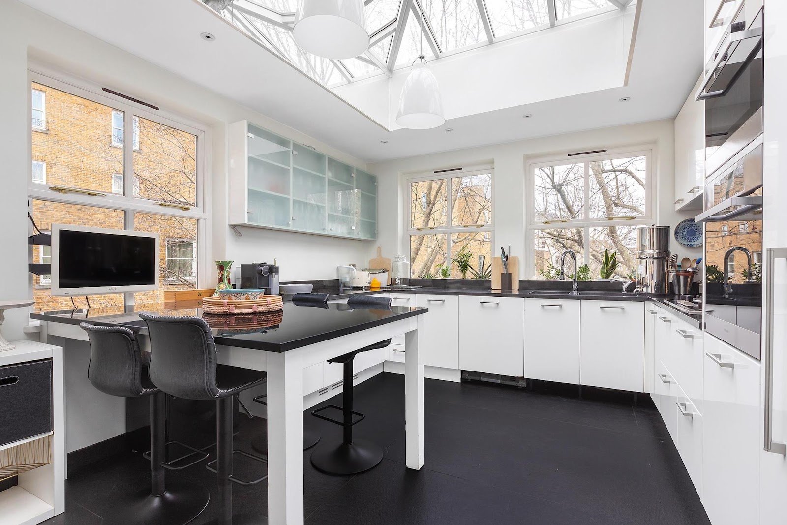Ashburn Place, South Kensington, SW7