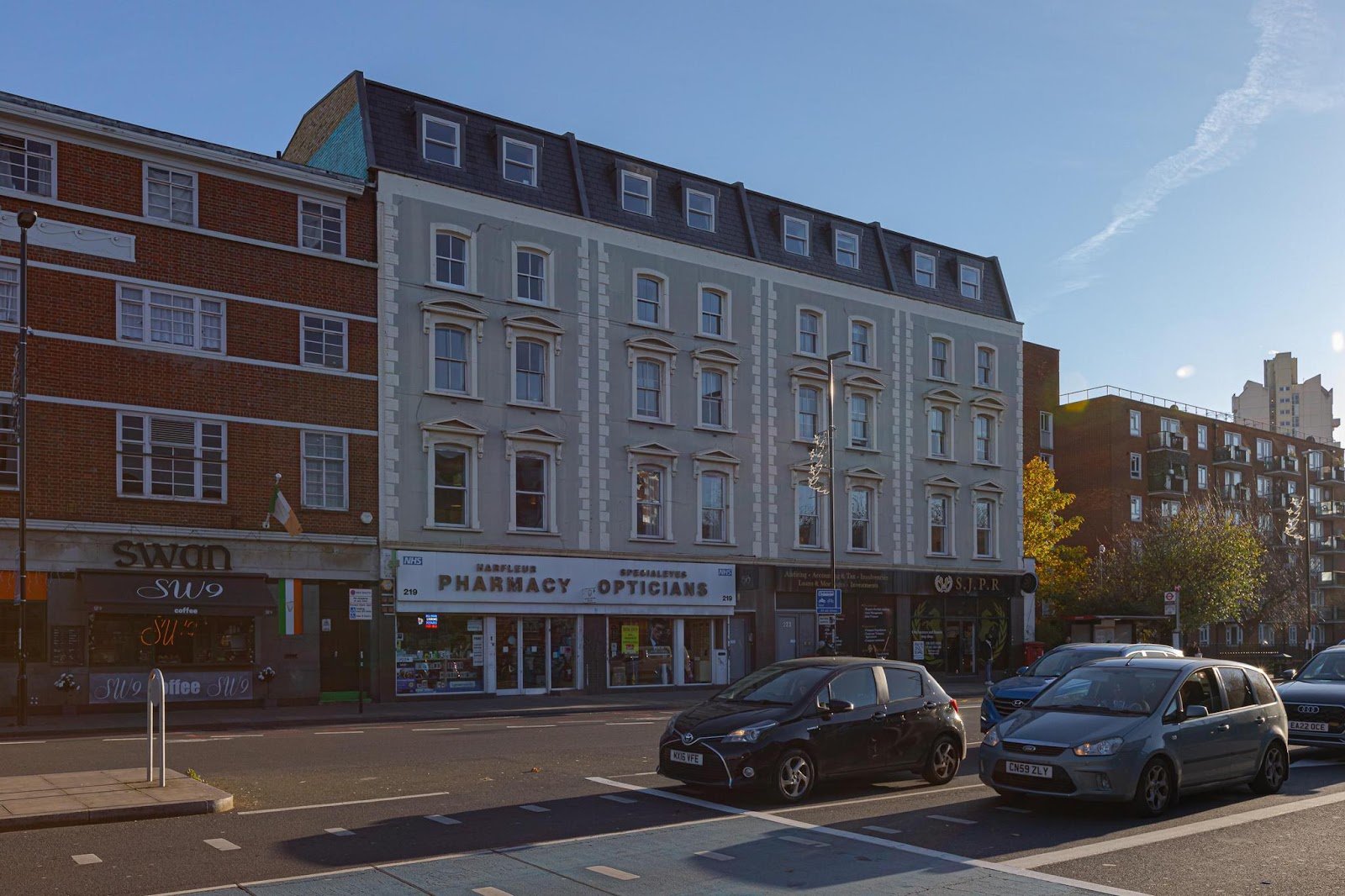 221 Clapham Road, Stockwell, SW9