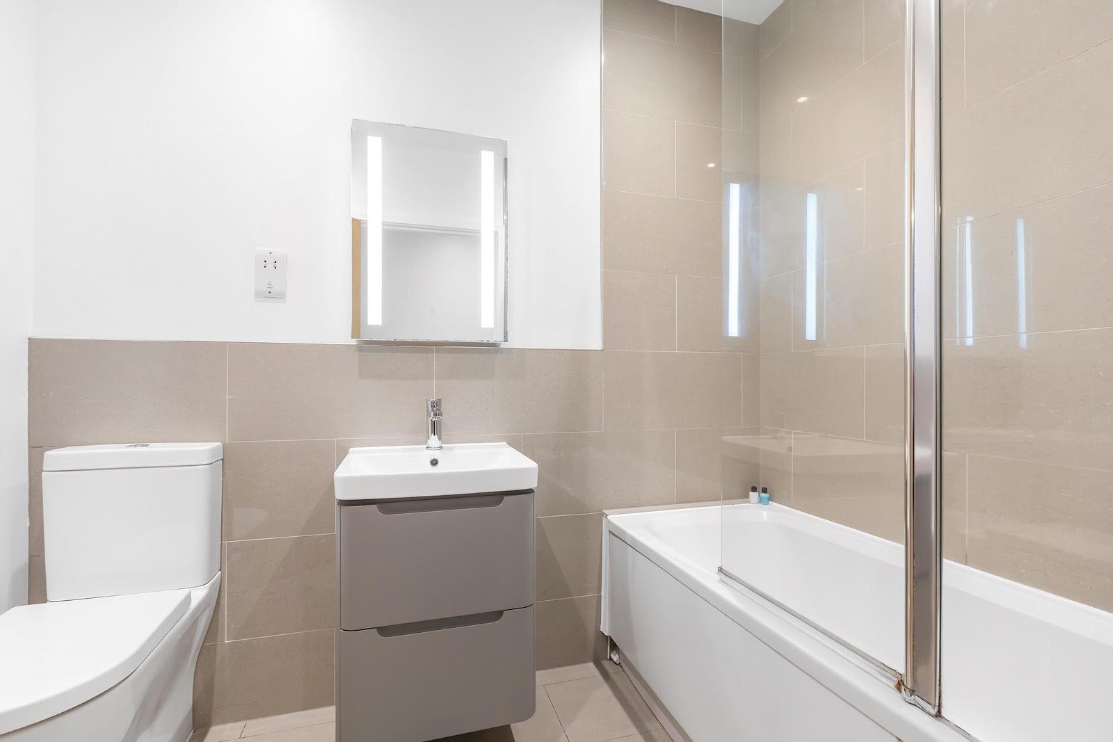 223 Clapham Road, Stockwell, SW9
