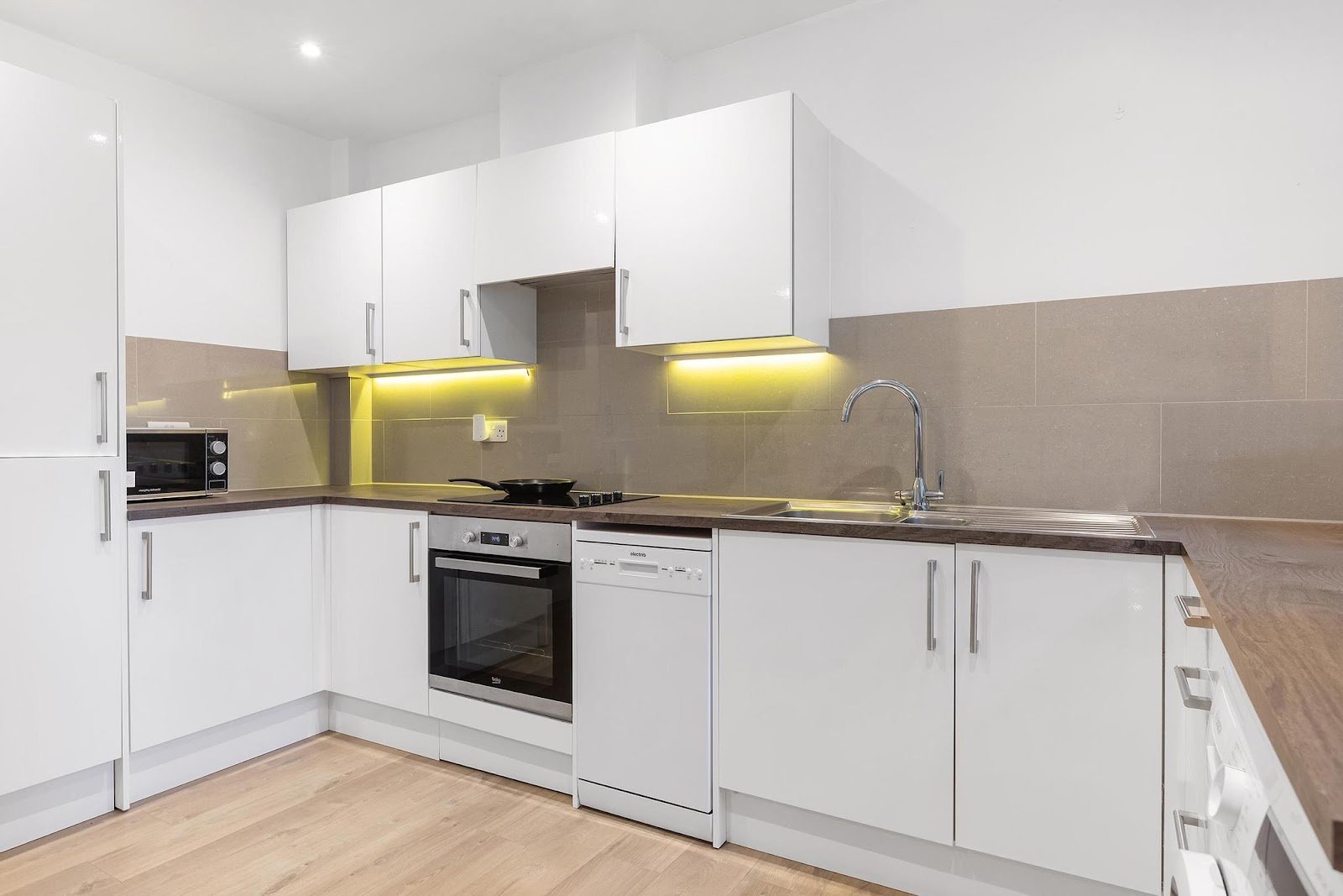 223 Clapham Road, Stockwell, SW9