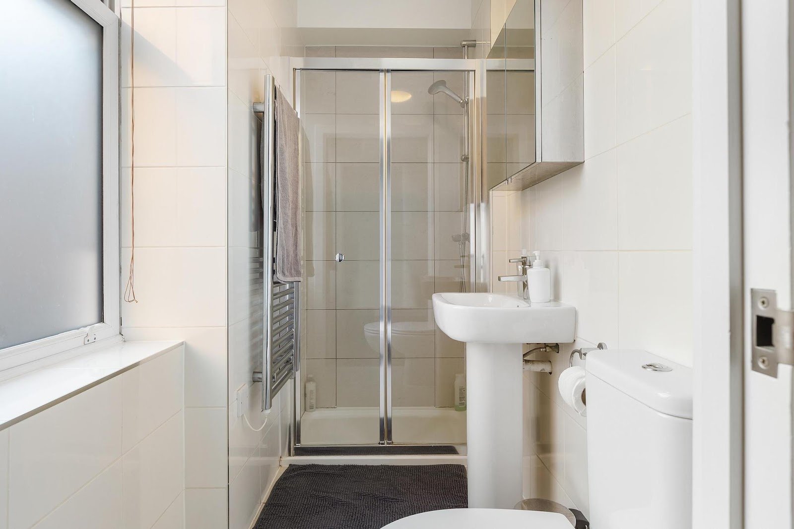 221 Clapham Road, Stockwell, SW9